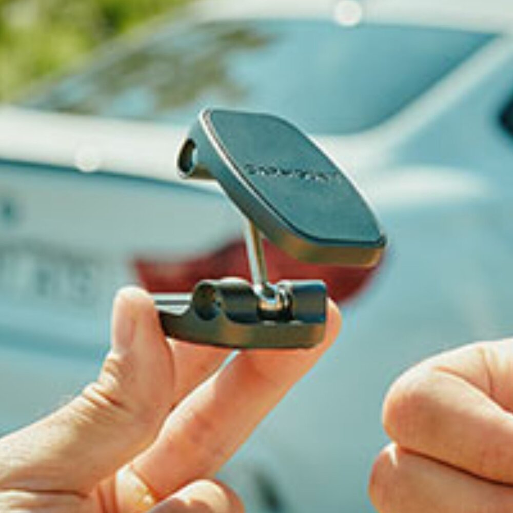 F2 Carmount Magnetic Phone Mount. New In The Box